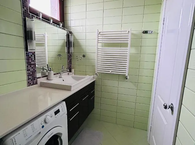 Marina Bay Apartman